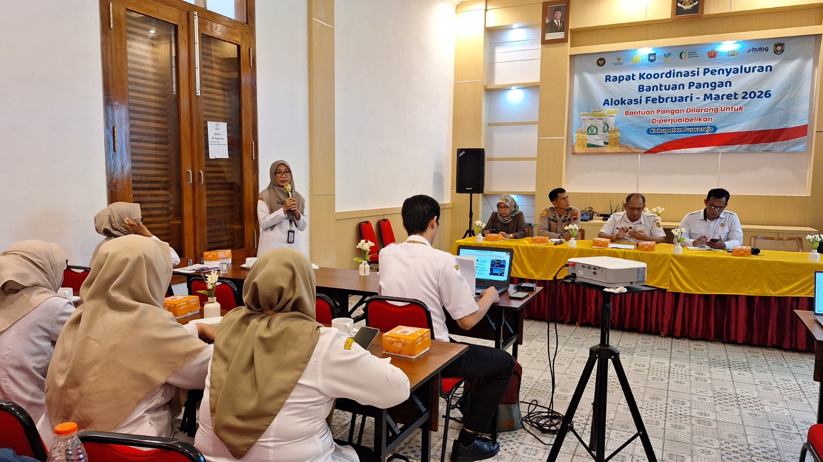 PEMKAB PURWOREJO DAN PERUM BULOG SIAP SALURKAN BANTUAN PANGAN BERAS DAN MINYAK GORENG ALOKASI FEBRUARI-MARET 2026